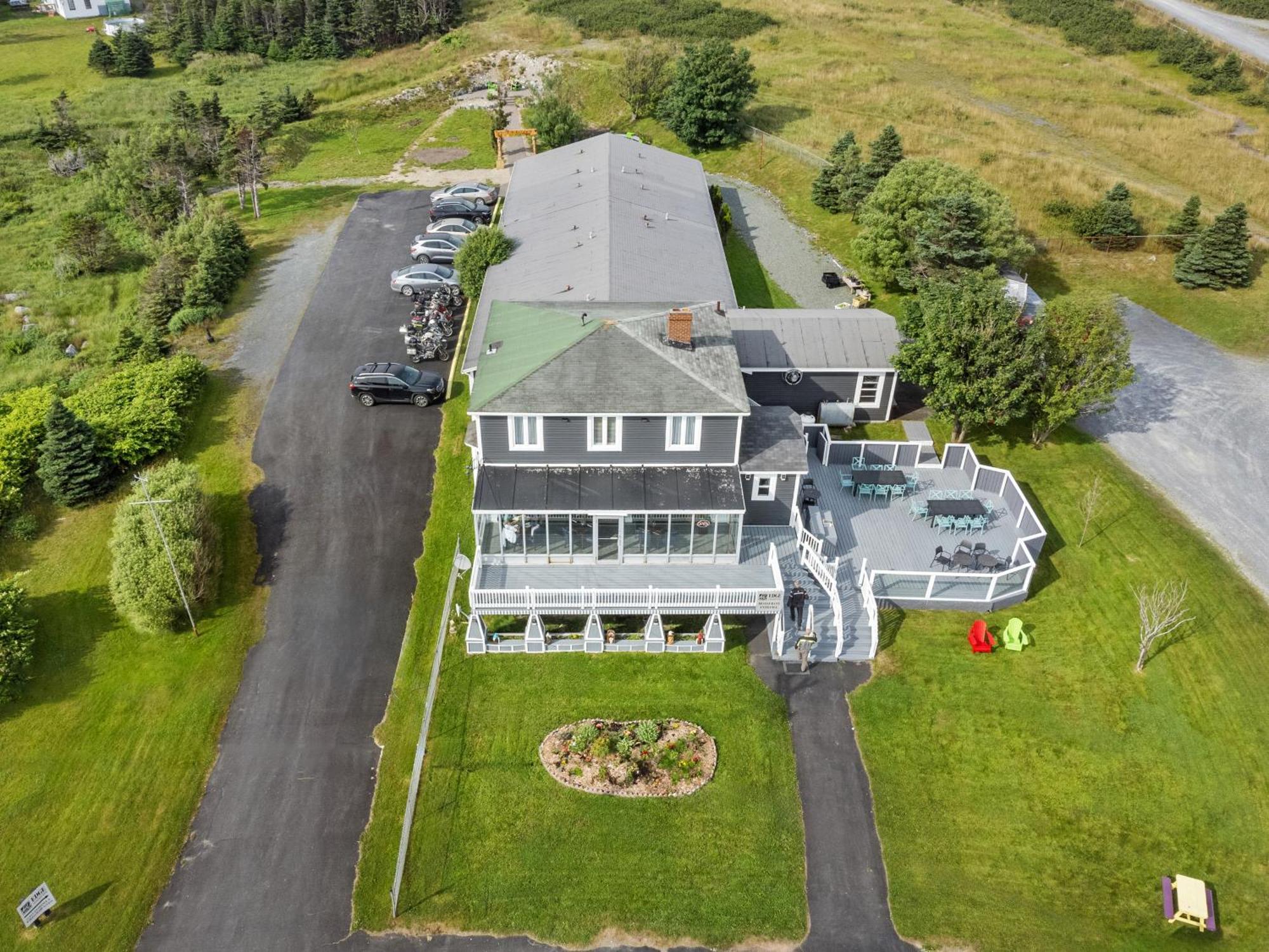 Edge Of The Avalon Inn Trepassey Екстер'єр фото